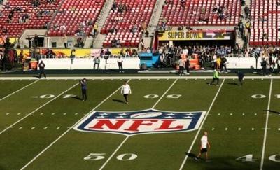 The Super Bowl between the Seattle Seahawks and the New England Patriots was watched by 124.9 million viewers -- the second-most watched show in US history, behind the previous year's Super Bowl