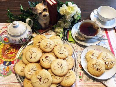 Chinese Almond Cookies