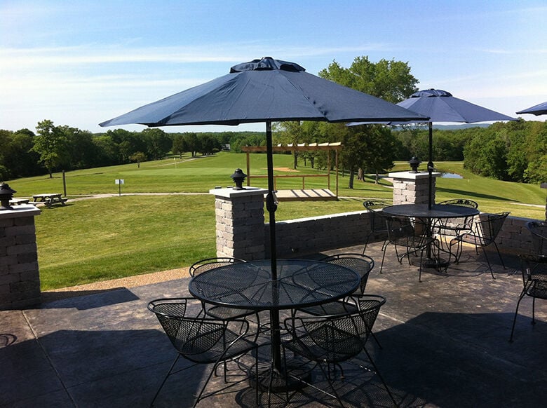 Raintree Country Club 1 - Outdoor Guide