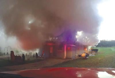 Fire damages business in Valles Mines area