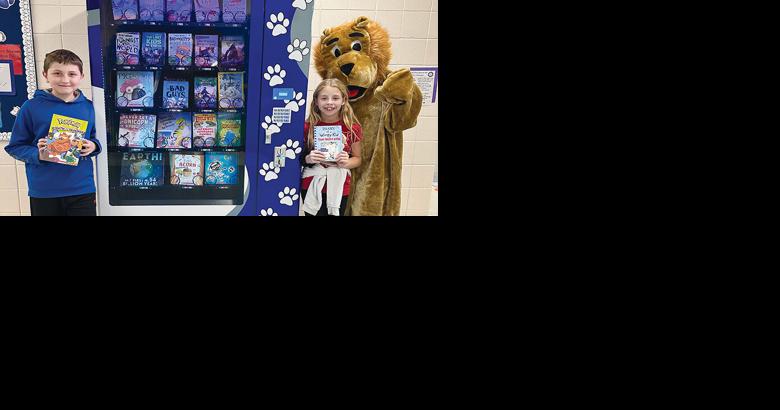 Cedar Springs rewards students with book vending machine | Local News - Vimarsana News