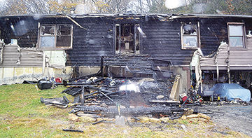 Fenton-area home burns