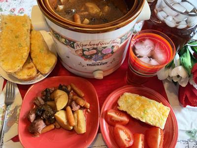 Baby Portobello-Beef Stew, Green Onion French Bread