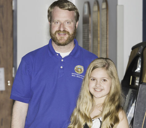 Ted Howell D4-23.jpg