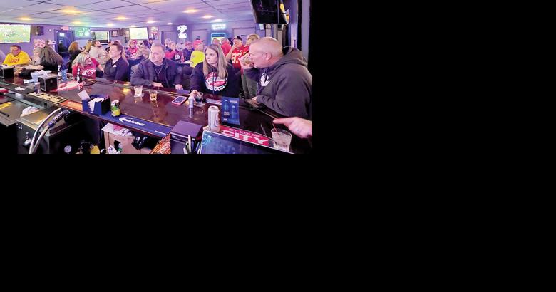 Super Bowl day still big at bars, restaurants | Business - Vimarsana News
