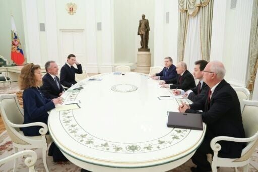 Vladimir Putin welcomed the US negotiators at the Kremlin