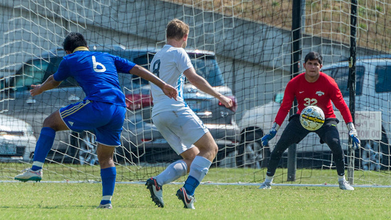 Ted Howell D4-0433.jpg