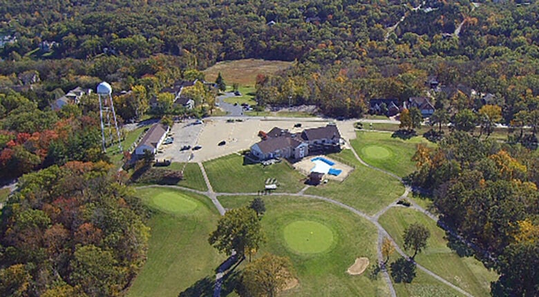 Raintree Country Club 2 - Outdoor Guide