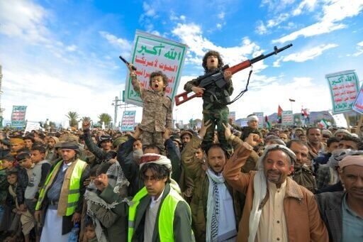 Houthi supporters rally in solidarity with Iran and Lebanon in Sanaa on March 27