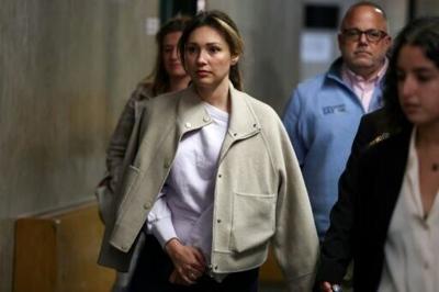 Former US actress Jessica Mann alleges that Harvey Weinstein raped her in a Manhattan hotel room in 2013