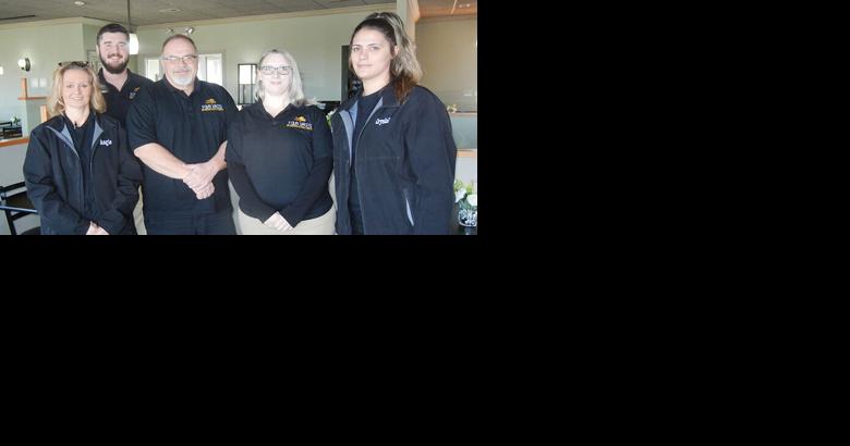 Four Lakes Restaurant opens in former Raintree Country Club | Business - Vimarsana News