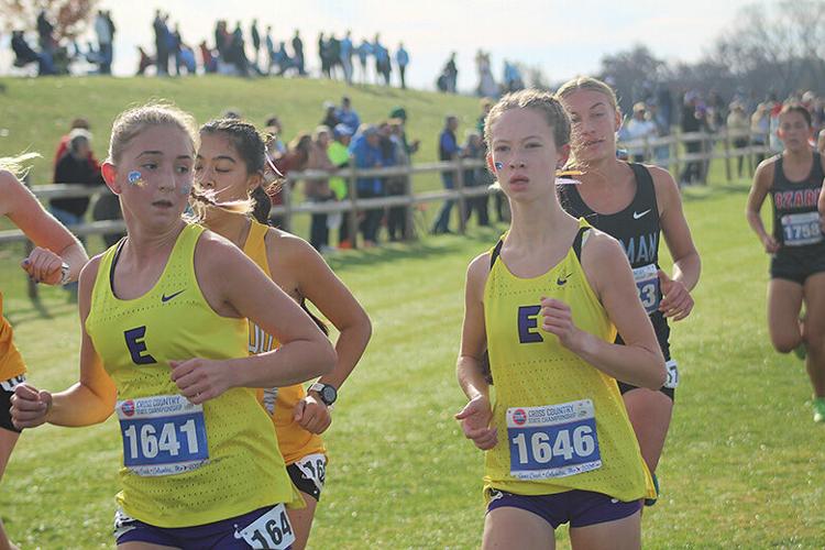 Claire McKinnon, Abigail Smith