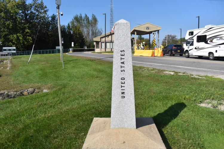 Gillibrand backs bill to require regular review of northern border