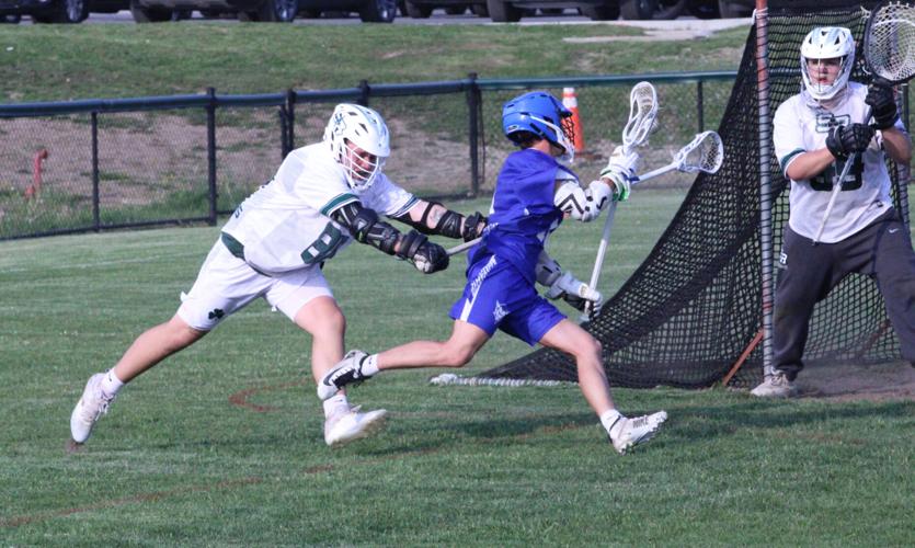 Blue Devils upset Shamrocks, move on to title game