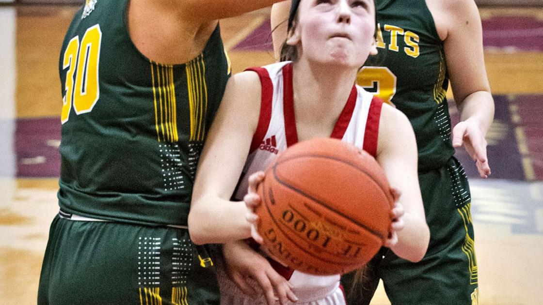 Slc Girls M W Boys Notch State Playoff Wins Fa Boys End Season