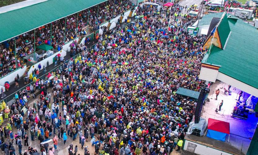 Crowd braves rain for Bailey ZimmermanNate Smith show Top Stories