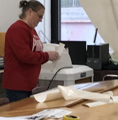 Sign preparation for BMC senior class of 2020