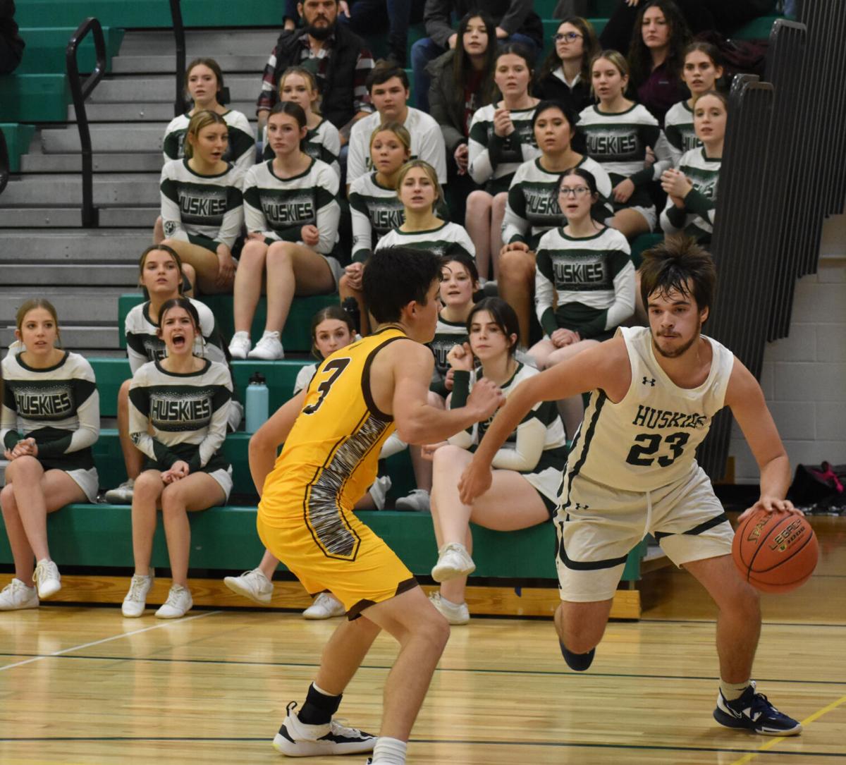 Thrilling comeback victory for the Huskies Top Stories