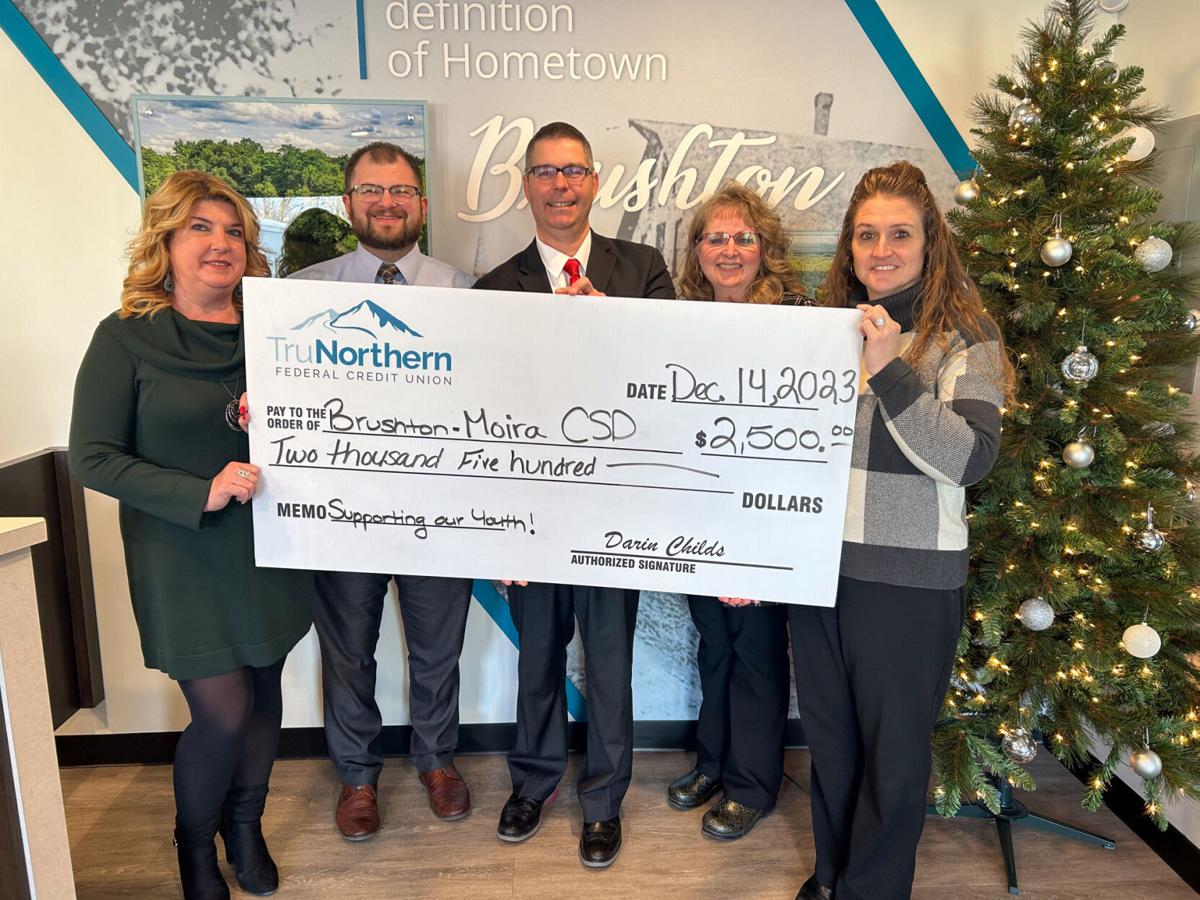 Donation to BrushtonMoira schools Top Stories