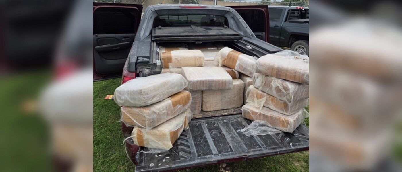 Texas troopers seize 460 pounds of marijuana after high-speed chase ...