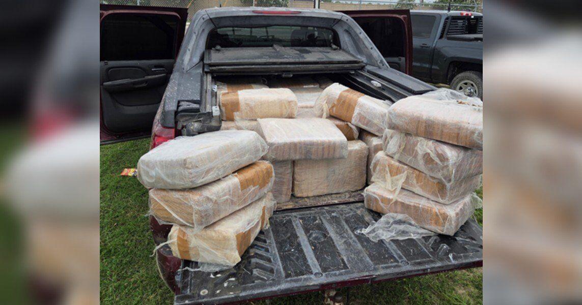 Texas troopers seize 460 pounds of marijuana after high-speed chase ...