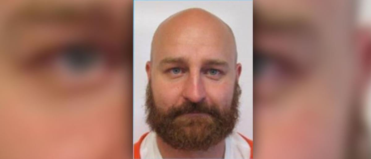 Wyoming prison escapee arrested in Dallas, a second escapee previously