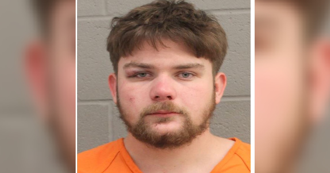 Suspected drunk driver arrested after crashing into vehicle and ...