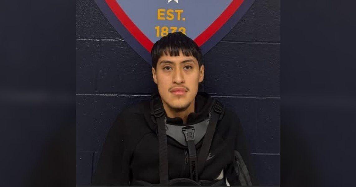 Houston man charged with manslaughter in fatal crash investigation ...
