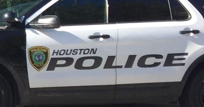 Houston police investigate fatal crash on Kirby Drive | Upper Gulf ...