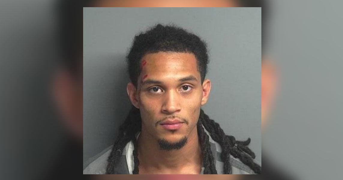 Man arrested after allegedly fleeing traffic stop, leaving child in ...