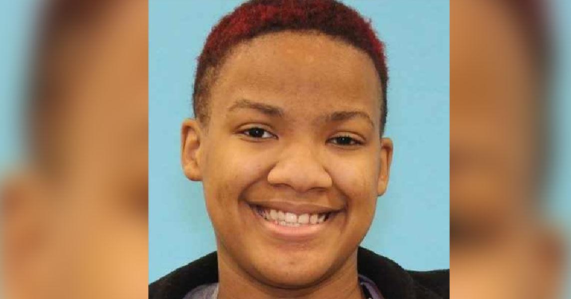 Police search for escaped female arrestee in Rowlett North Texas