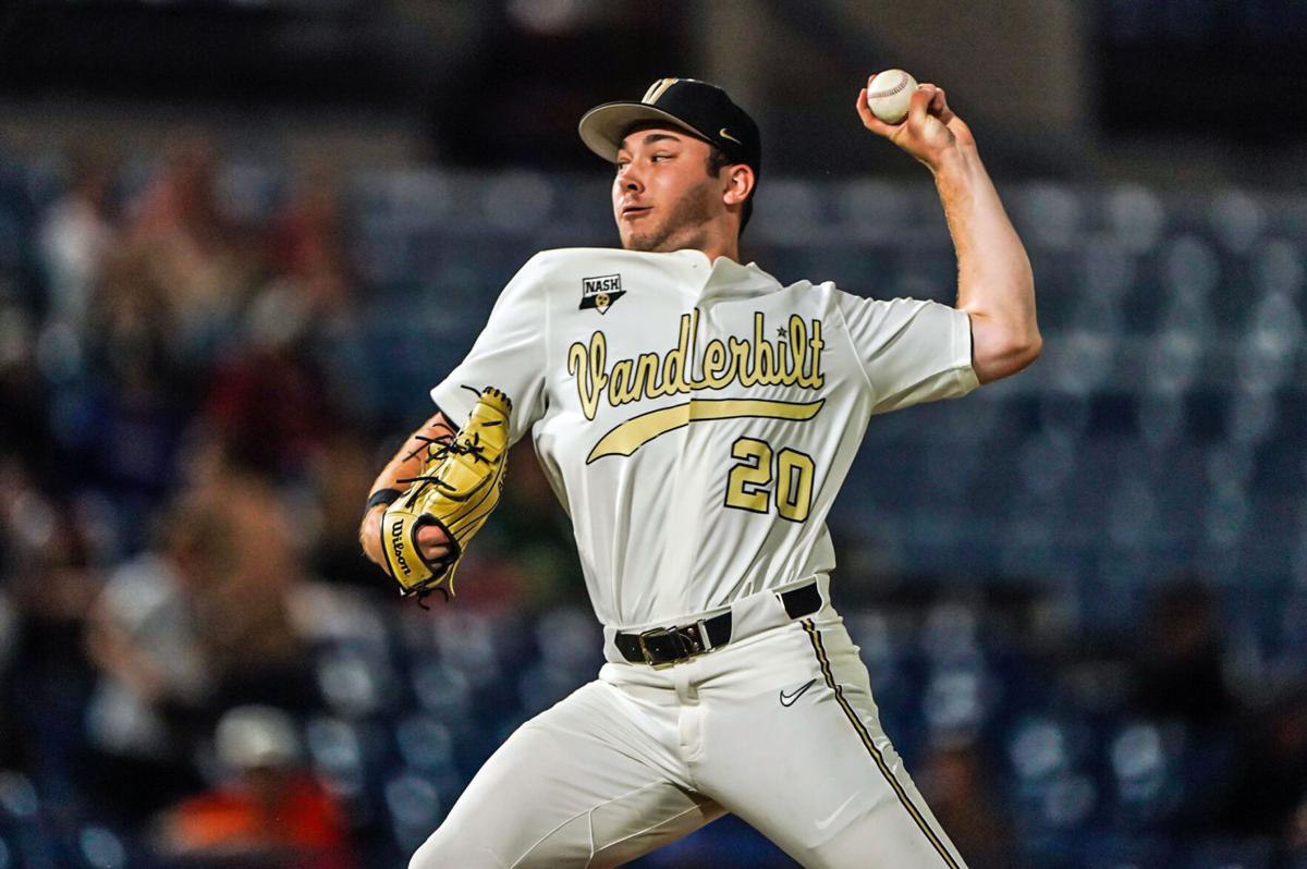 Two-out hitting propels Vanderbilt to 12th straight win - VandySports