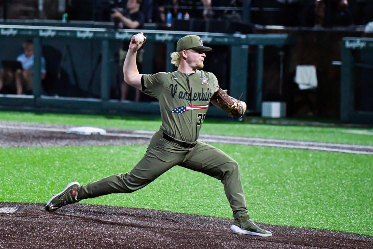 See Vanderbilt's Isaiah Thomas 11th-inning grand slam vs. Georgia Tech