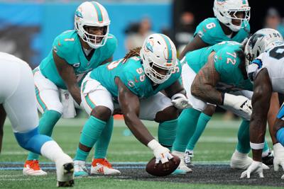Aaron Brewer  Miami Dolphins v Carolina Panthers - NFL 2025