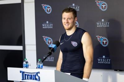 051323_Titans_RookieCamp_Podium-14.jpg