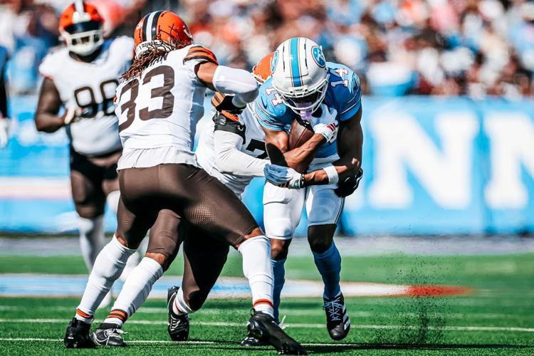Carnell Tate vs. Brown