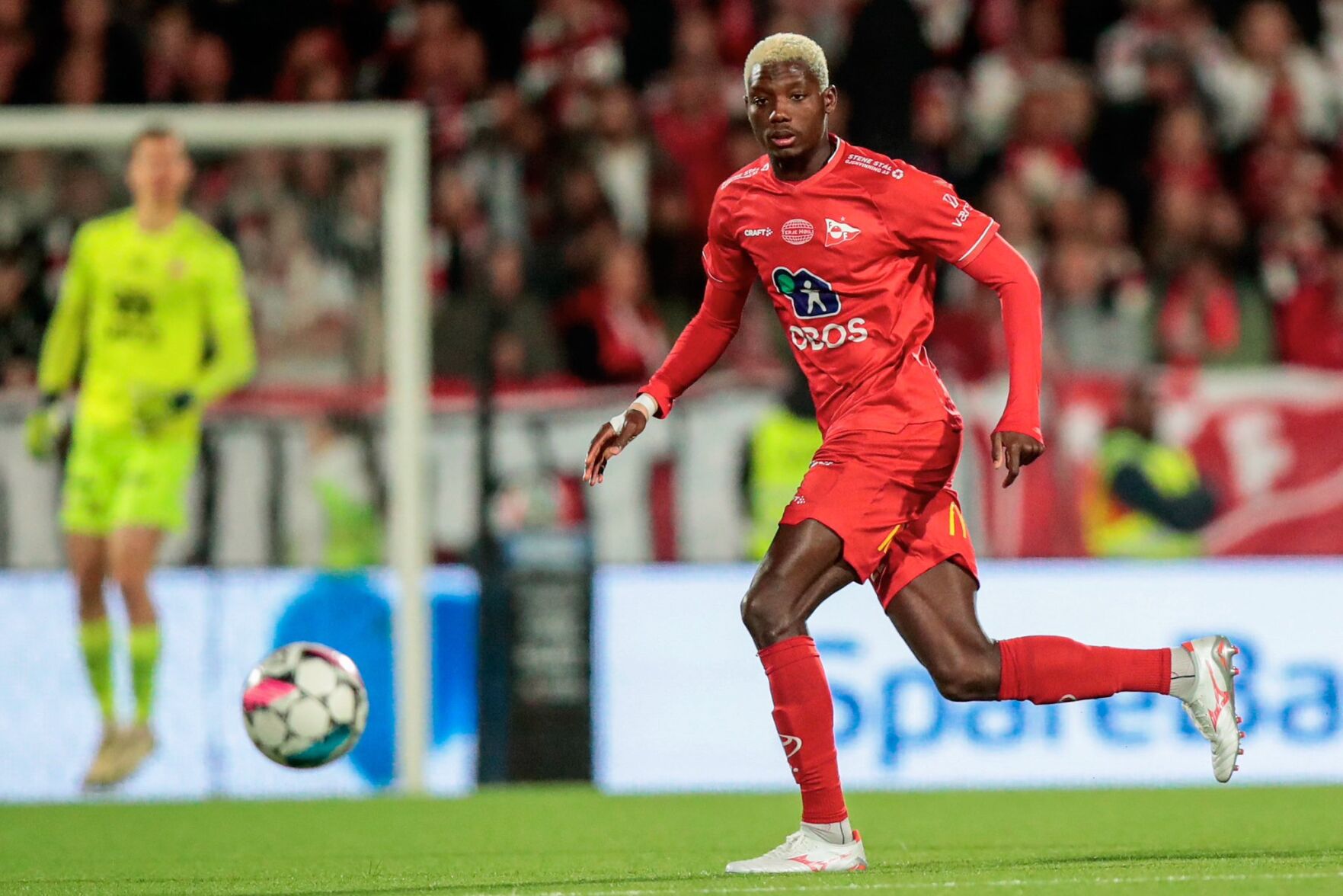 soccerwe 代表 Nashville SC signs defender after parting ways with Walker