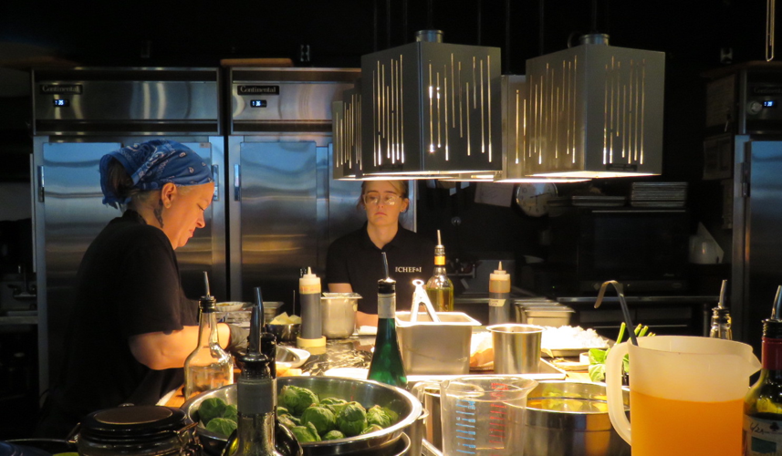 The Chef & I host Sparkle Hour for End Slavery