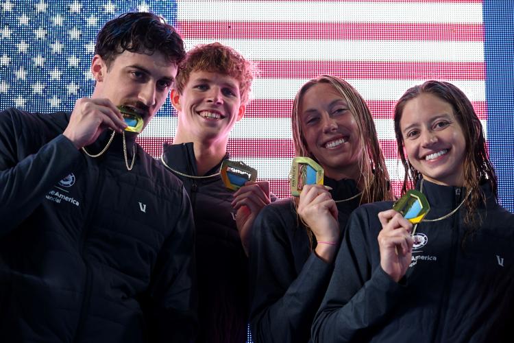 Gretchen Walsh, Pan Pacific Swimming Championships - Day 1