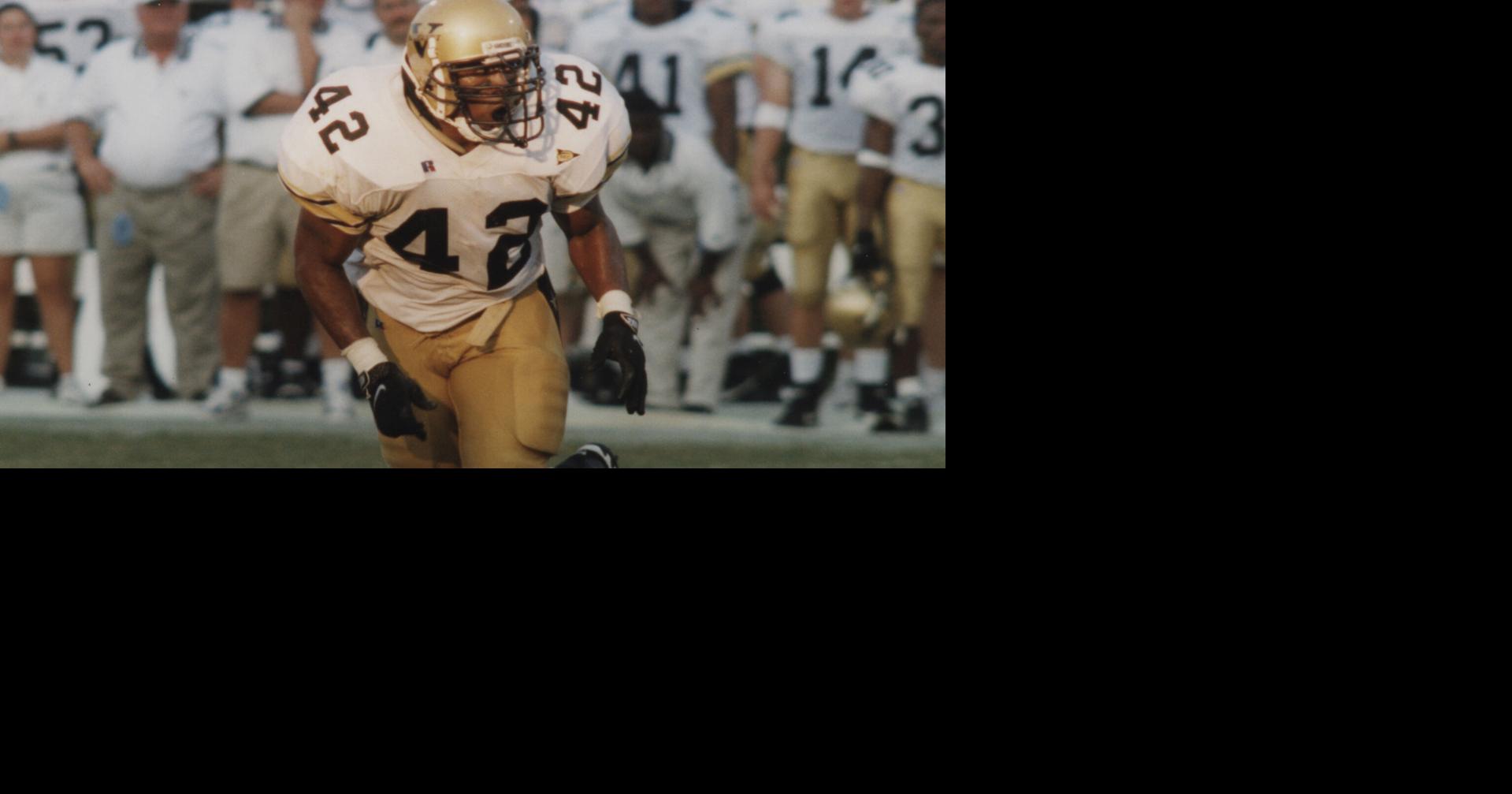 Two former Titans named SEC Legends Football