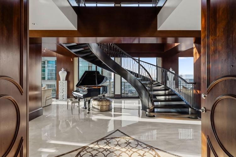 415 Church St Penthouse main.jpg