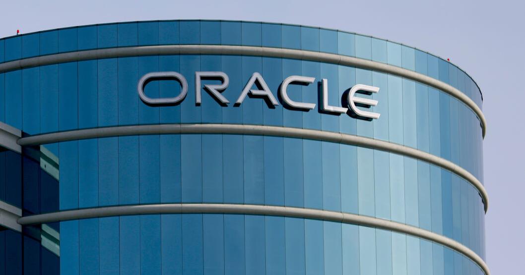 Oracle Plans $15 Billion Bond Sale to Fuel Cloud and AI Expansion Amid Restructuring