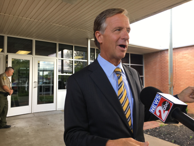 Haslam signs 'natural and ordinary' bill