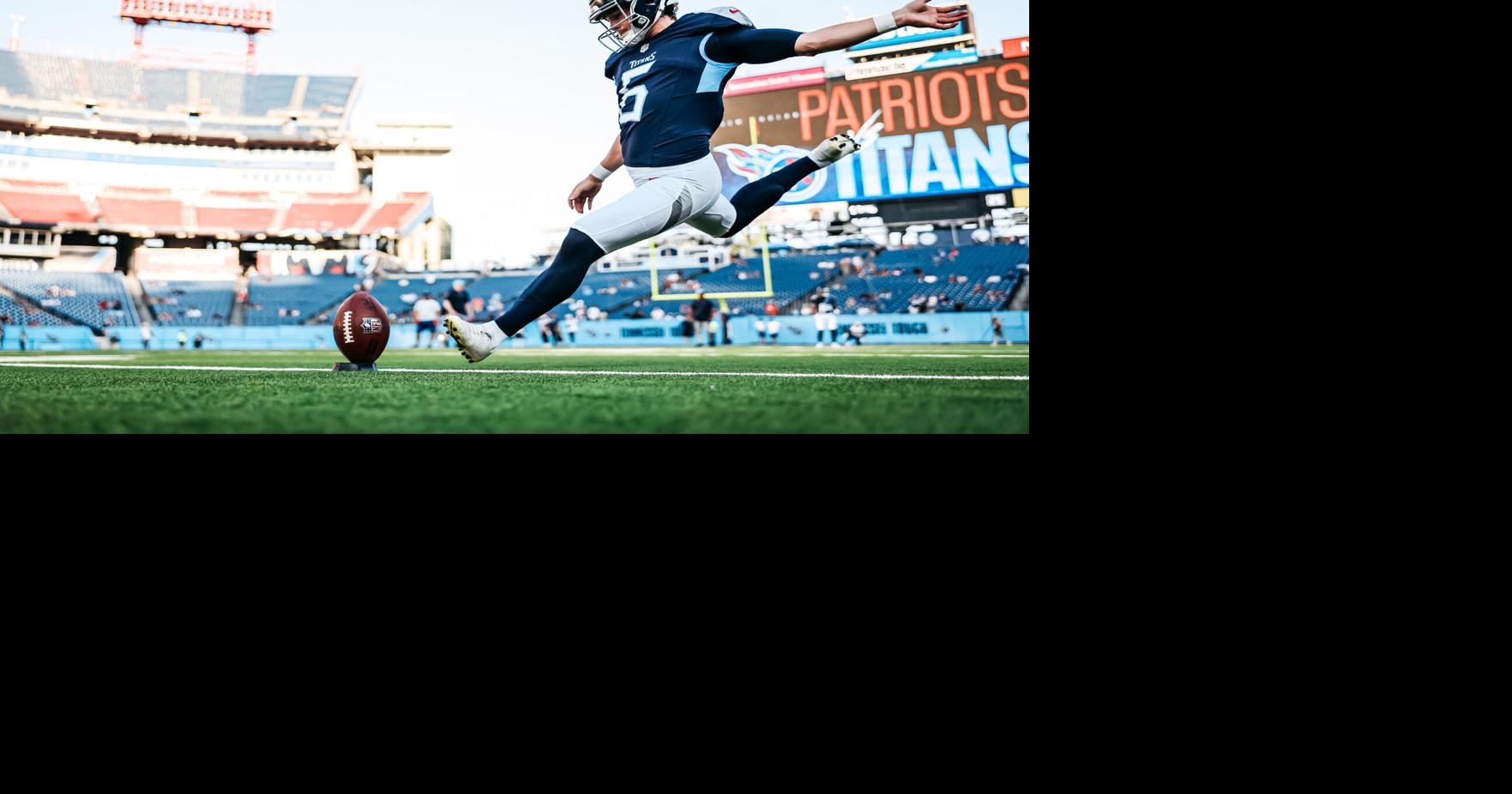 Tennessee Titans kick Randy Bullock (14) kicks a field goal during