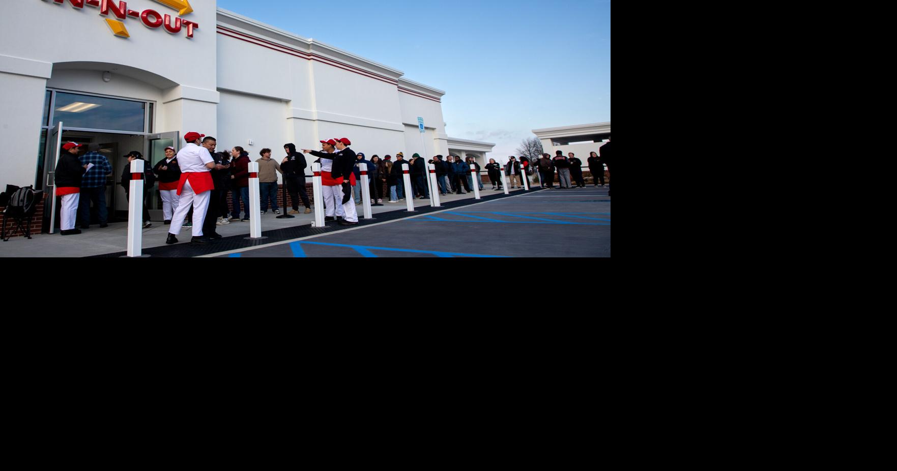 PHOTOS: In-N-Out opens first Tennessee location in Lebanon