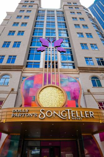 Songteller Hotel.jpg