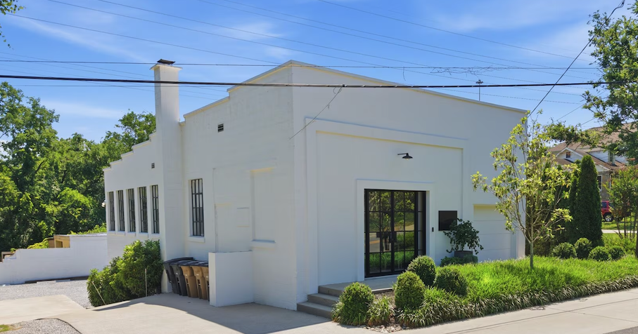 Melrose-area commercial building listed for $1.6M