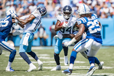 Davis says blame for Titans’ early deficits falls on offense