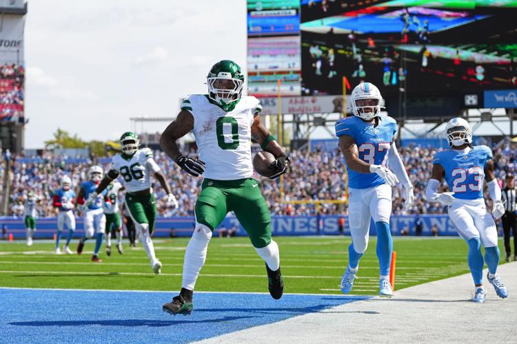 New York Jets v Tennessee Titans