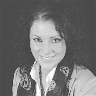kara rickvalsky headshot.jpg